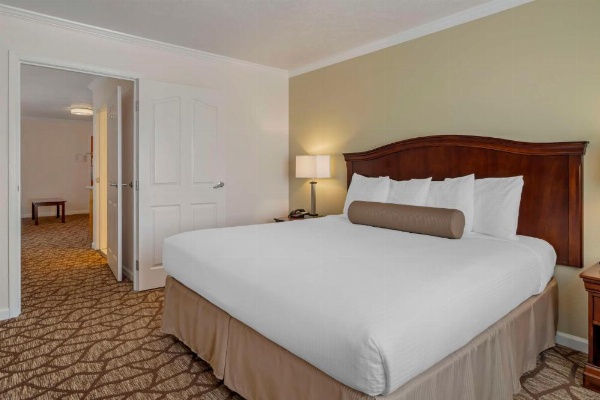 Best Western Salinas Monterey Hotel image 23