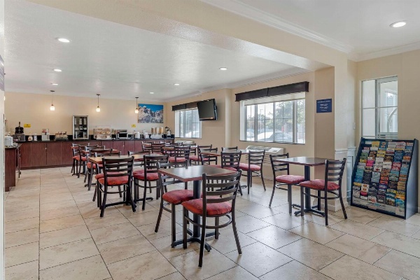 Best Western Salinas Monterey Hotel image 4
